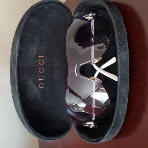 Gucci Accessories - Gucci sunglasses